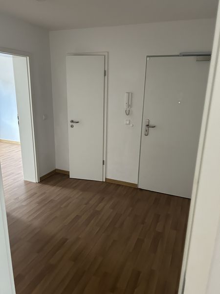 Erdgeschoss 3-Zimmer Wohnung mit Mietergarten Schrobenhausen